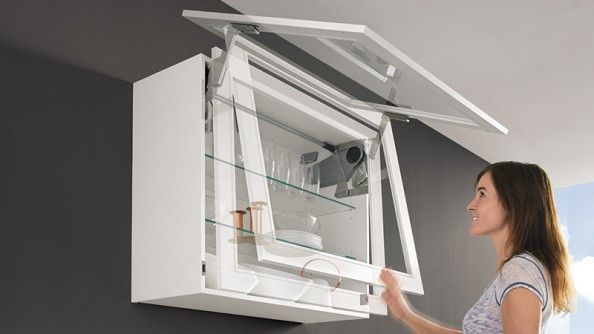 Top3. Sin esfuerzo y sin complicaciones. Nuevo sistema de apertura Servo-Drive para mueble alto Top3. Sin esfuerzo y sin complicaciones. Nuevo sistema de apertura Servo-Drive para mueble alto